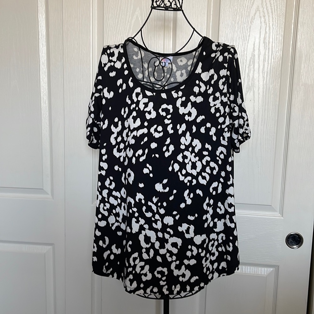 LuLaRoe XL Morgan